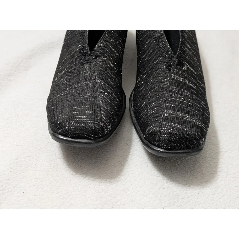 Charleston Shoe Company Black Wedge V Cut Comfort Knit Slip On Size 5